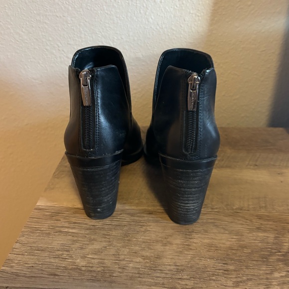 Vince Camuto Black Gigietta Booties Size 9 - Picture 5 of 6